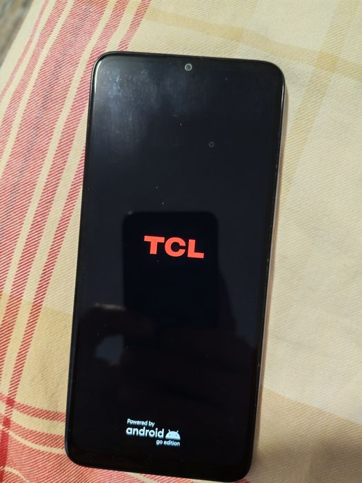Продаван смартфон TCL
