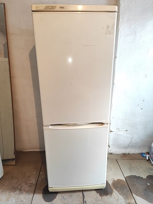 Холодильник рабочий