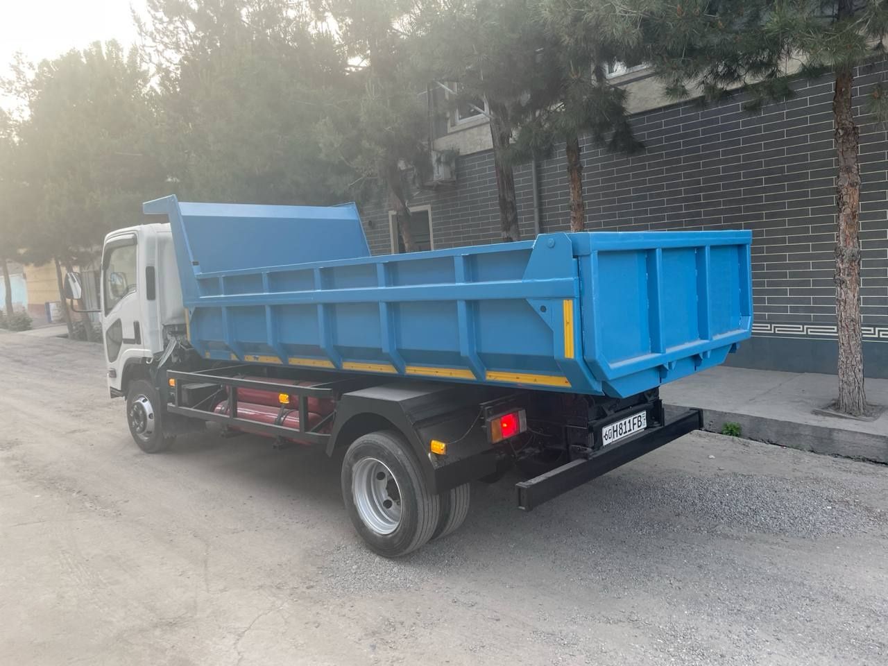 Isuzu samasval 2008