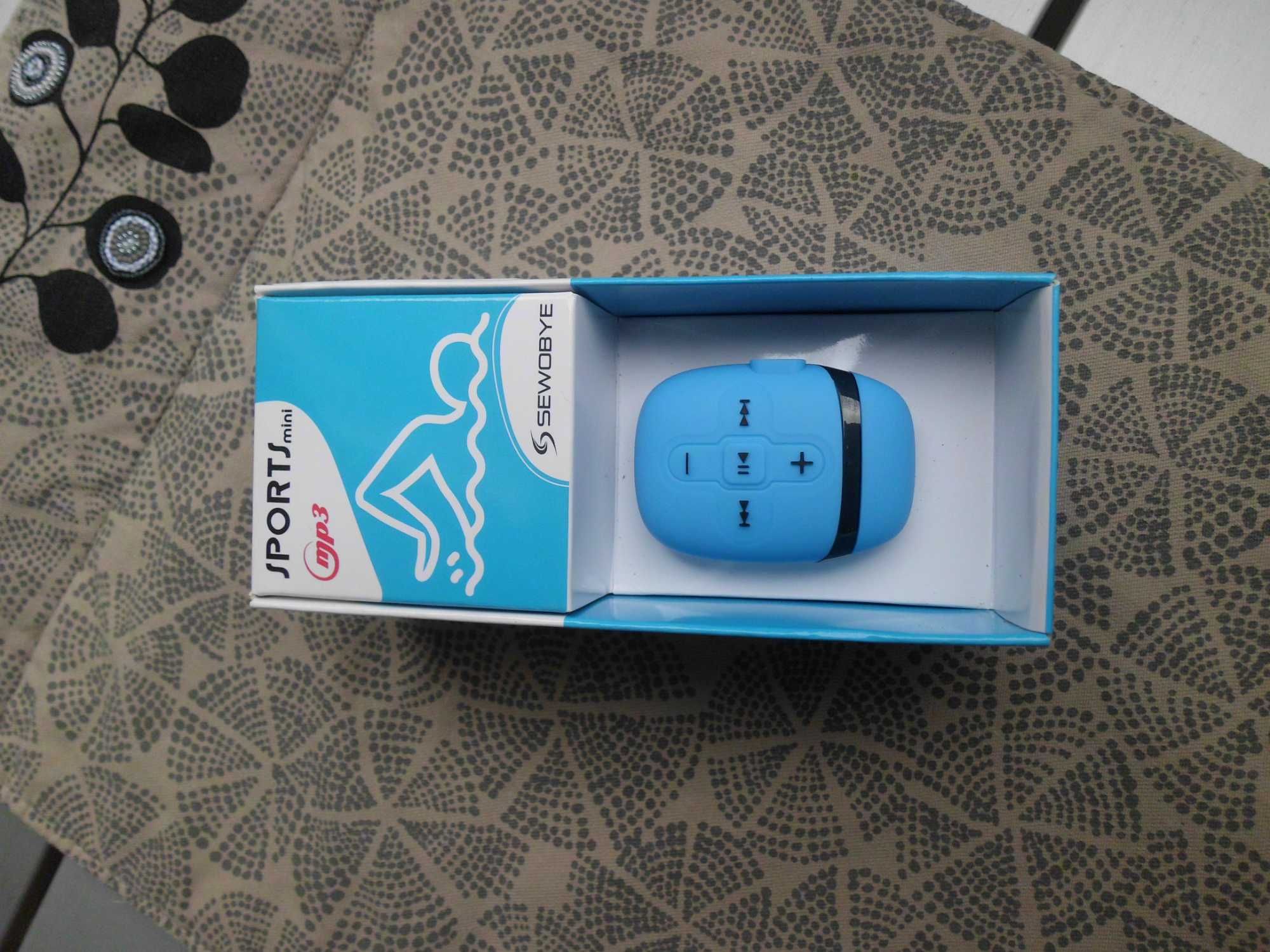 SEWOBYE - Водоустойчив MP3 плеър, 8Gb, до 16 часа плейване