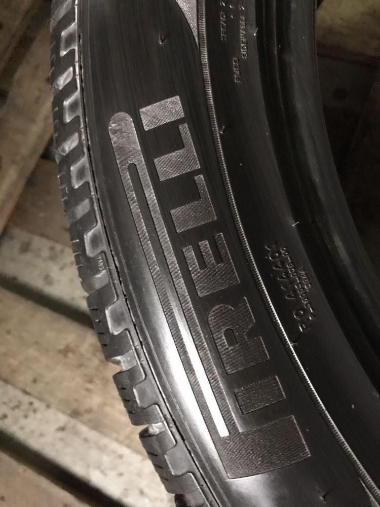 255/50/R20 Pirelli Scorpion Winter