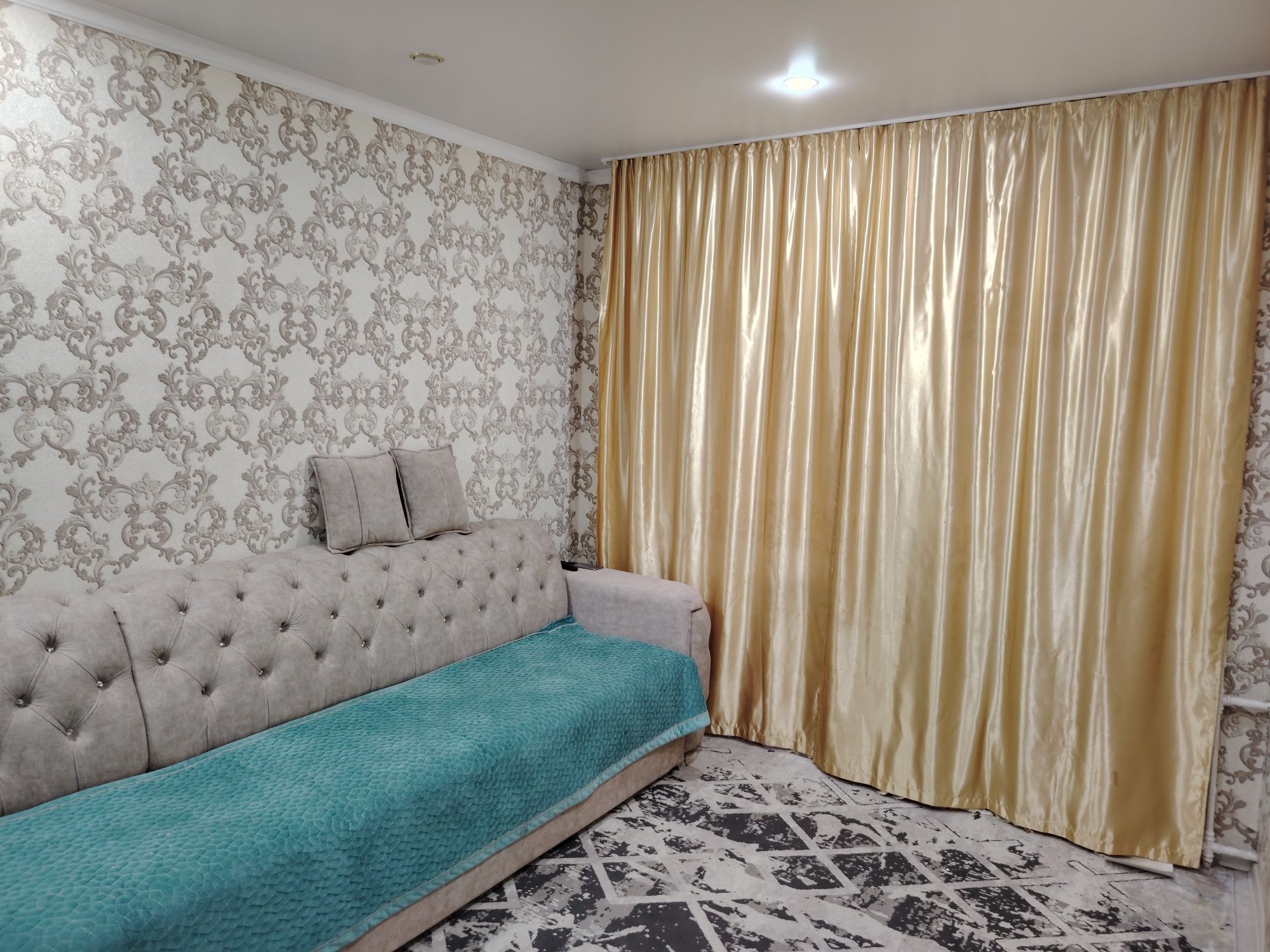 Продам 2 комн. кв. р-н взрослой обл. больницы