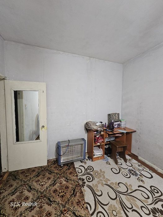 Метро. БИЙ .Художник. 2/1/5.  48м2.