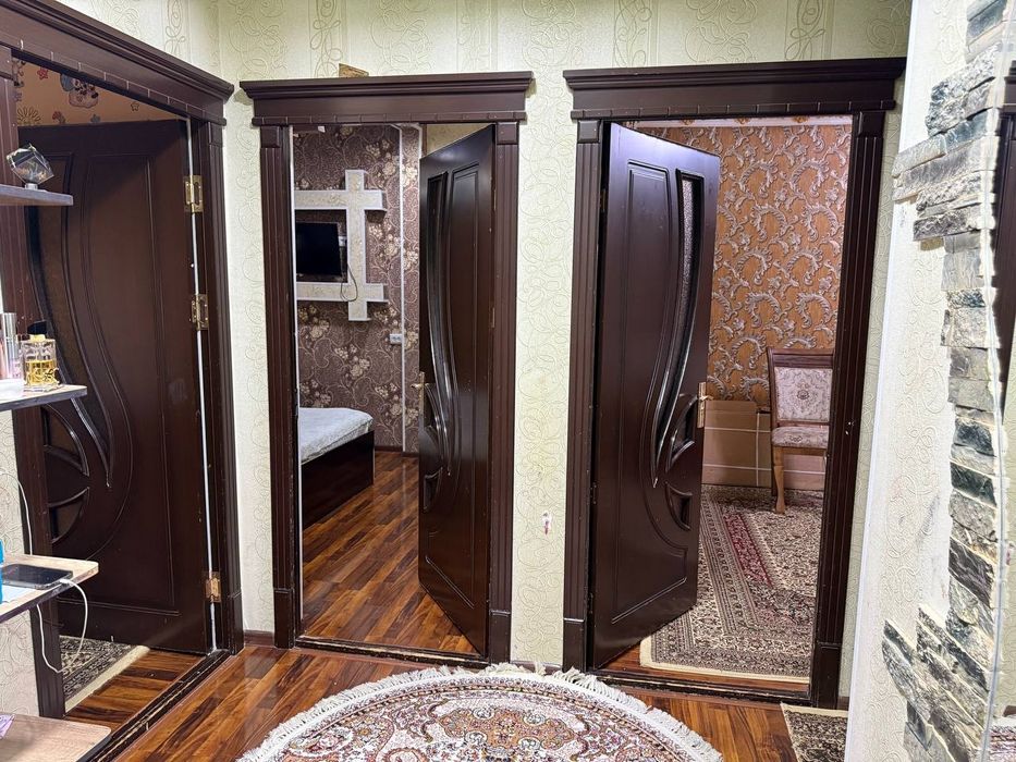 3 хонали уй сотилади . Продаётся 3 х комнатная квартира