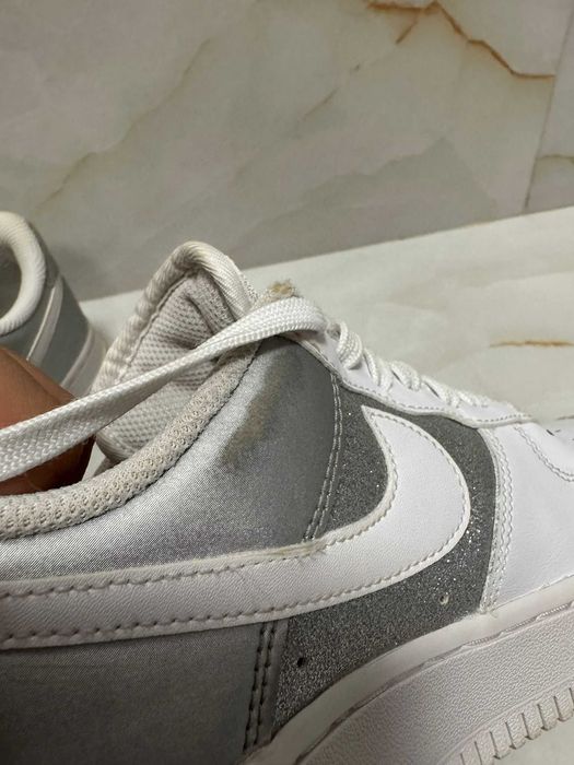 Nike AirForce 1 Grey Glitter