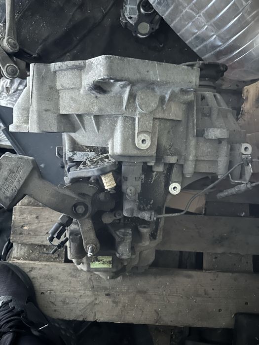 Скоростна кутия KVT 1.8T Audi Vw seat skoda 1.8t код на кутия KVT