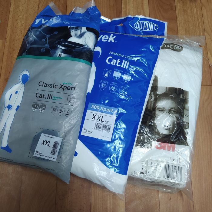 Продам одноразовые костюмы