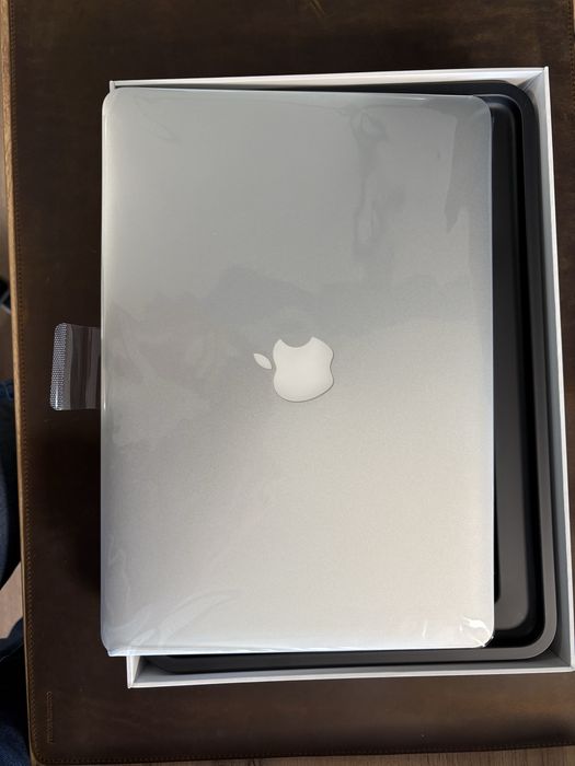 MacBook Air 13” 2017 i5, 8GB DDR3, 128 GB