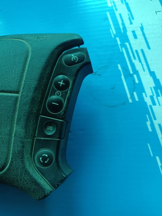 Comenzi butoane volan BMW seria 5 E39