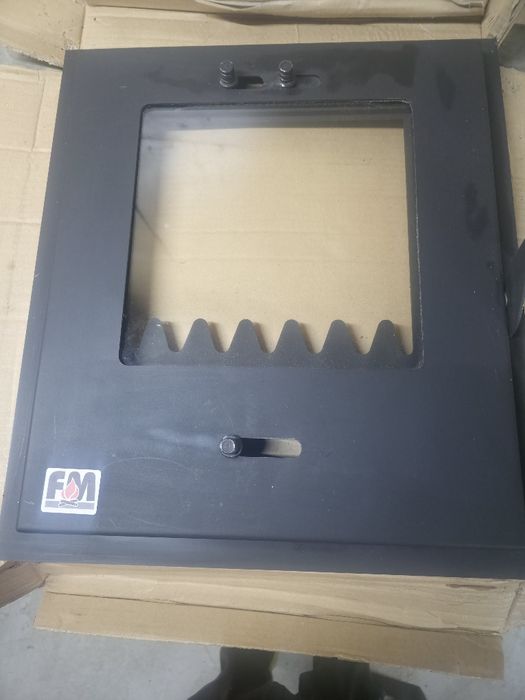 Usa simineu cu sticla termorezistenta