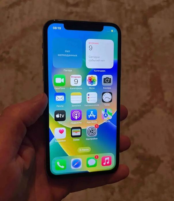 iPhone X 64гб отличное состояние