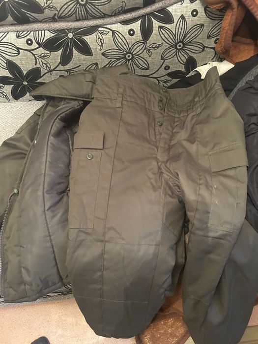 Бушлат продаю, отличное качество. Не ношенная