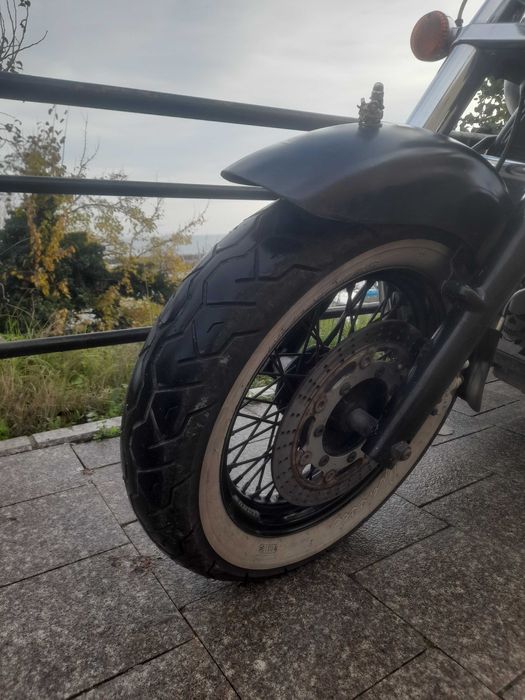 Kawasaki Vulcan 1500 chopper