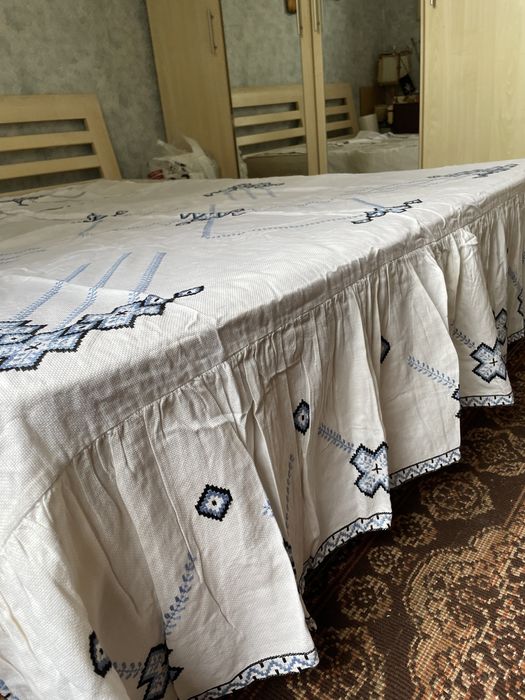 Ръчно шито на панама- кувертюра за легло/диван + покривка + калъфки