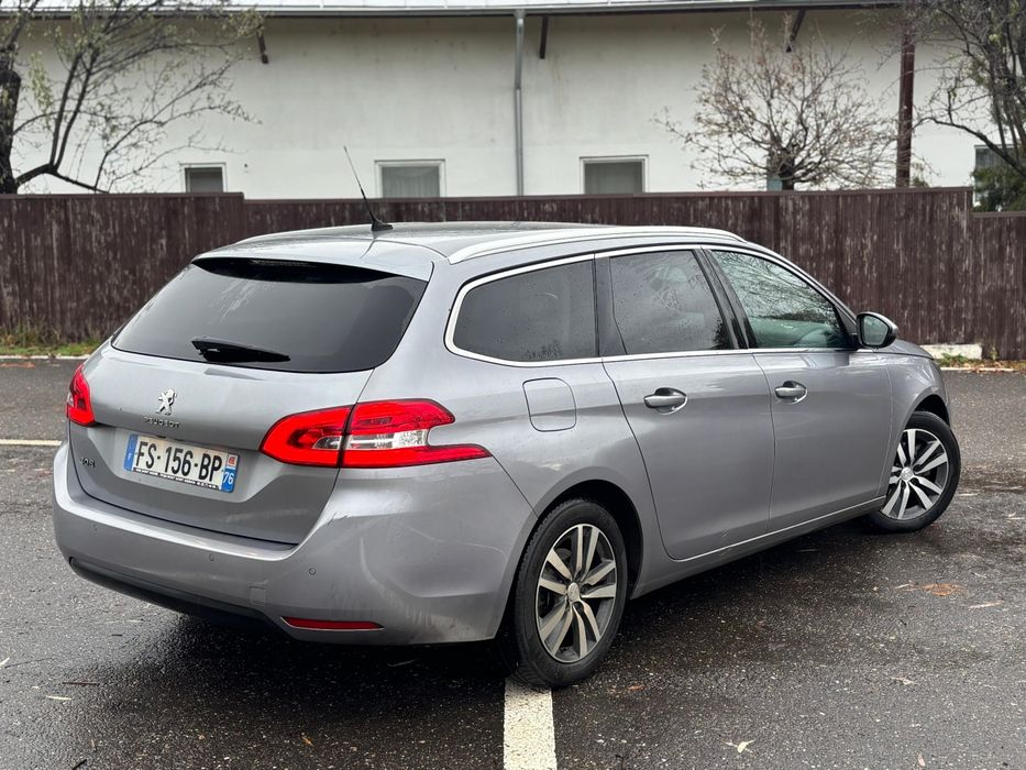 Vand Peugeot 308 2020 1.5 diesel 130cp