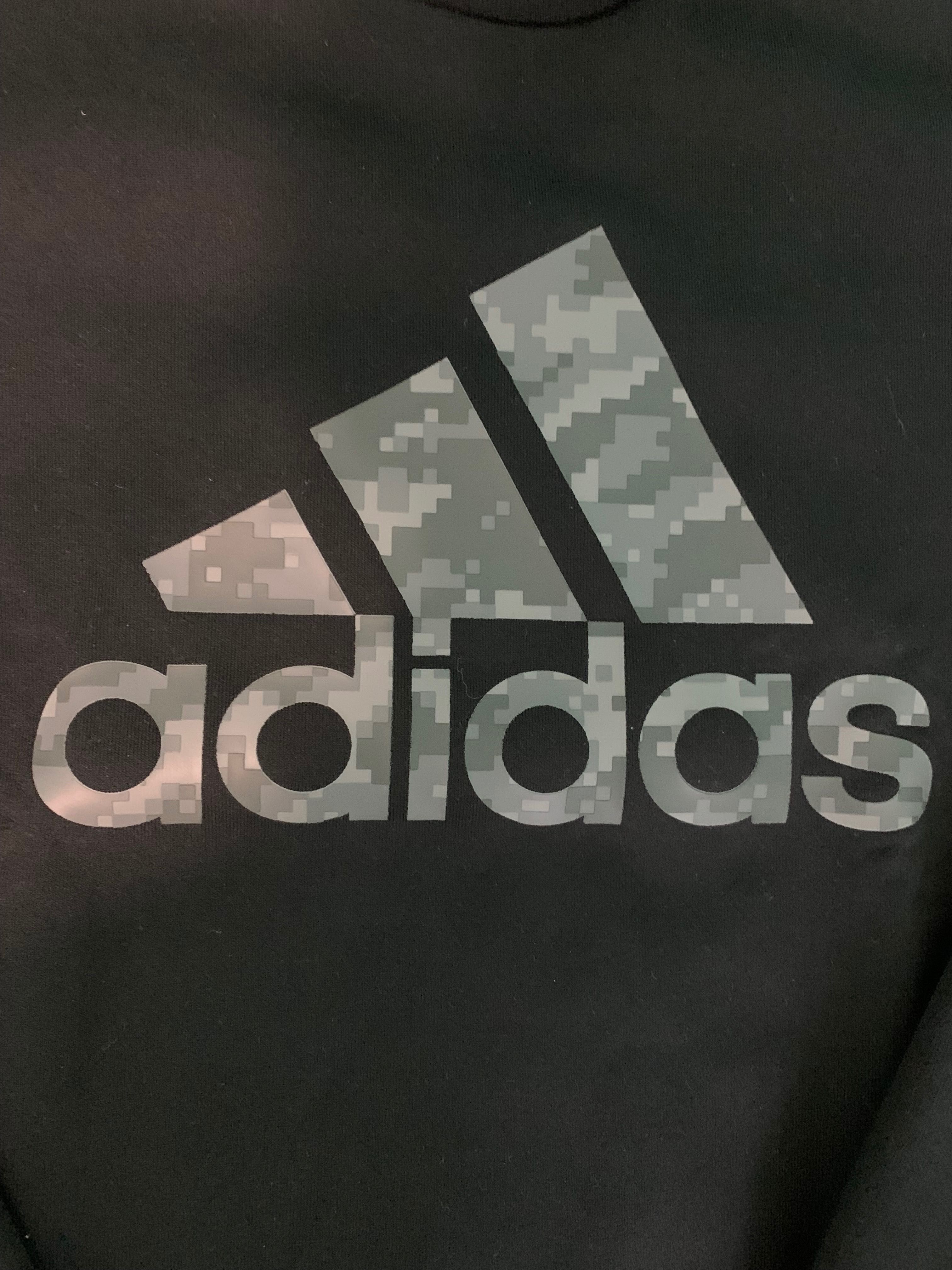 Спортна блуза Adidas