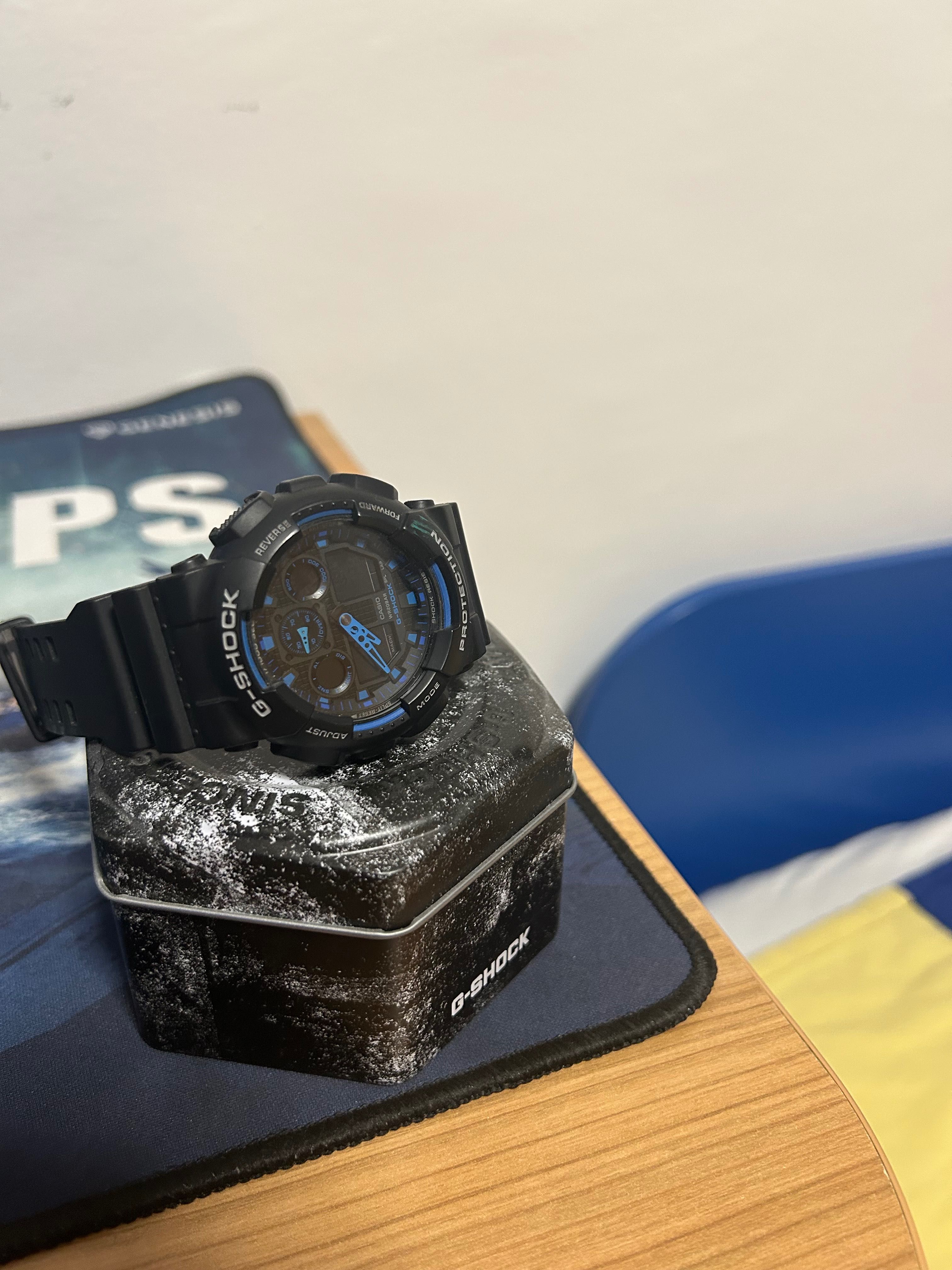 Часовник CASIO G-shock