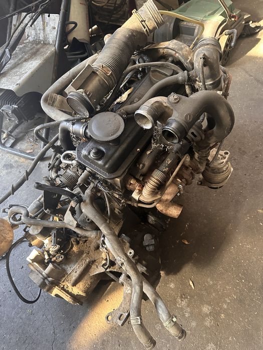 Напълно оборудван  1.9tdi 90 коня  golf 3 passat 3