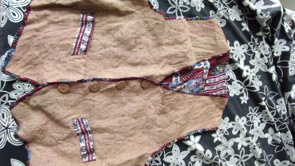 Мъжки елек от зебло и коприна