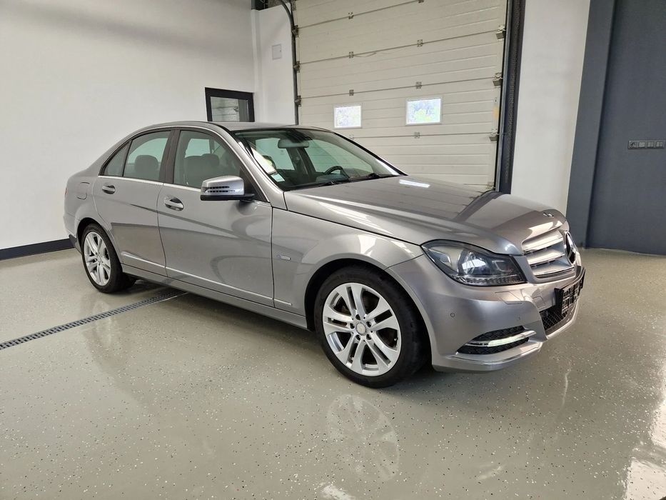 Mercedes-Benz C