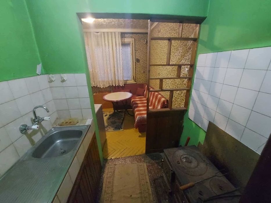 Двустаен апартамент, Под наем, Пазара