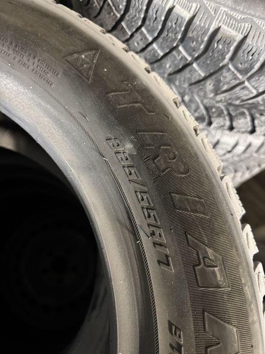 Продам зимние шины 225/55/17