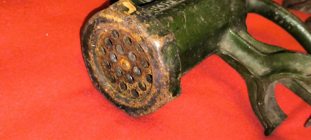 2 masini de tocat romanesti vintage 80 ron ambele