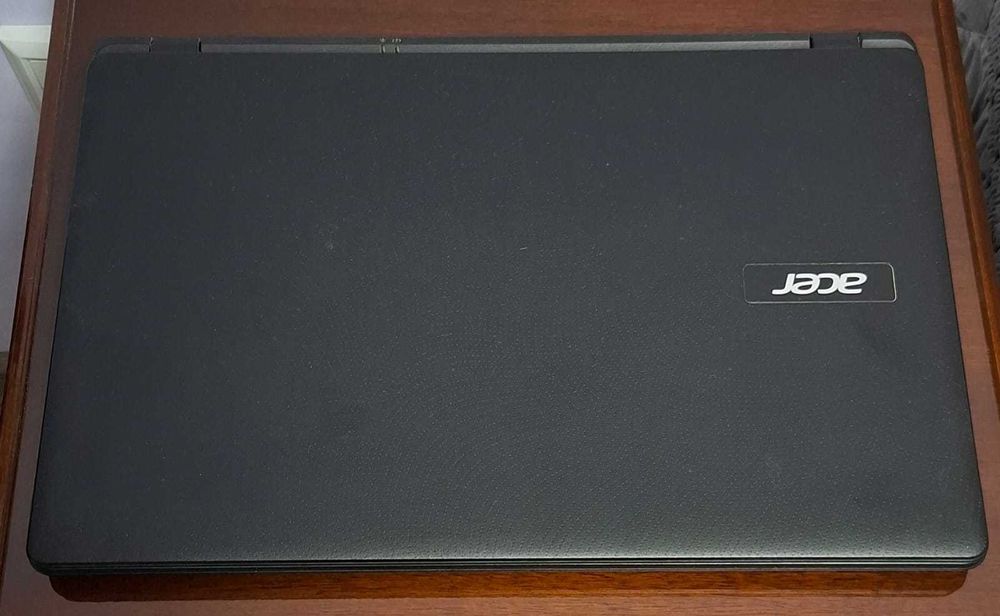 Ноутбук Acer (цвет чёрный)
