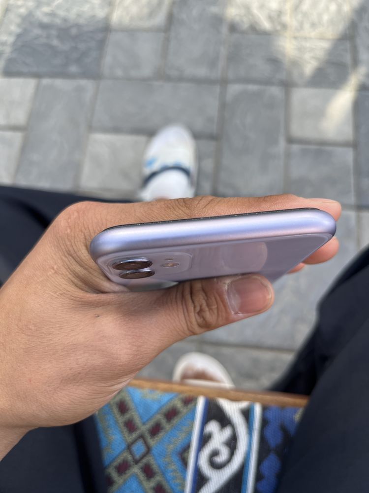 Iphone 11  жағдайы жақсы срочна 85 берп жберем
