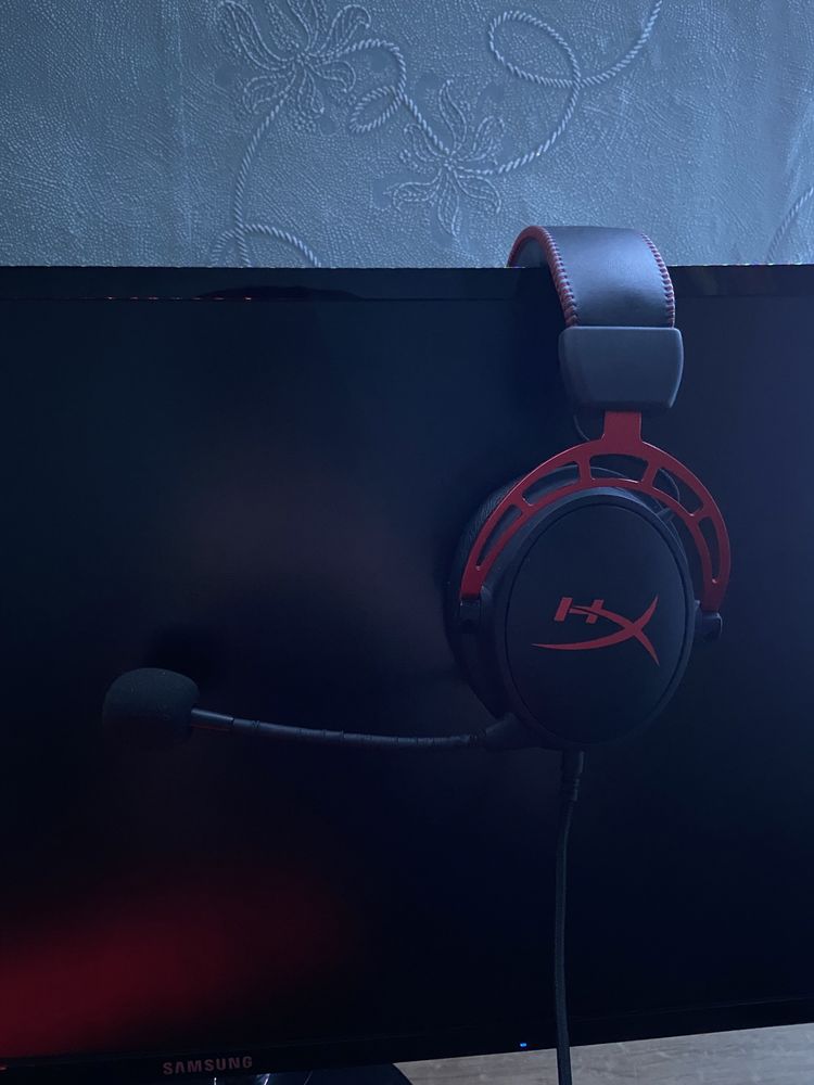 Игровые наушники HyperX Cloud Alpha