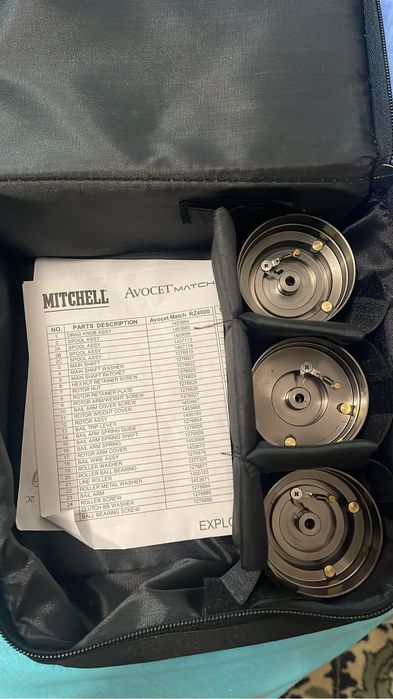 Vand doua mulinete match - feeder Mitchell Avocet 4000