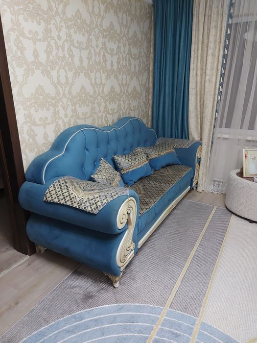 Диван и кресло б/у