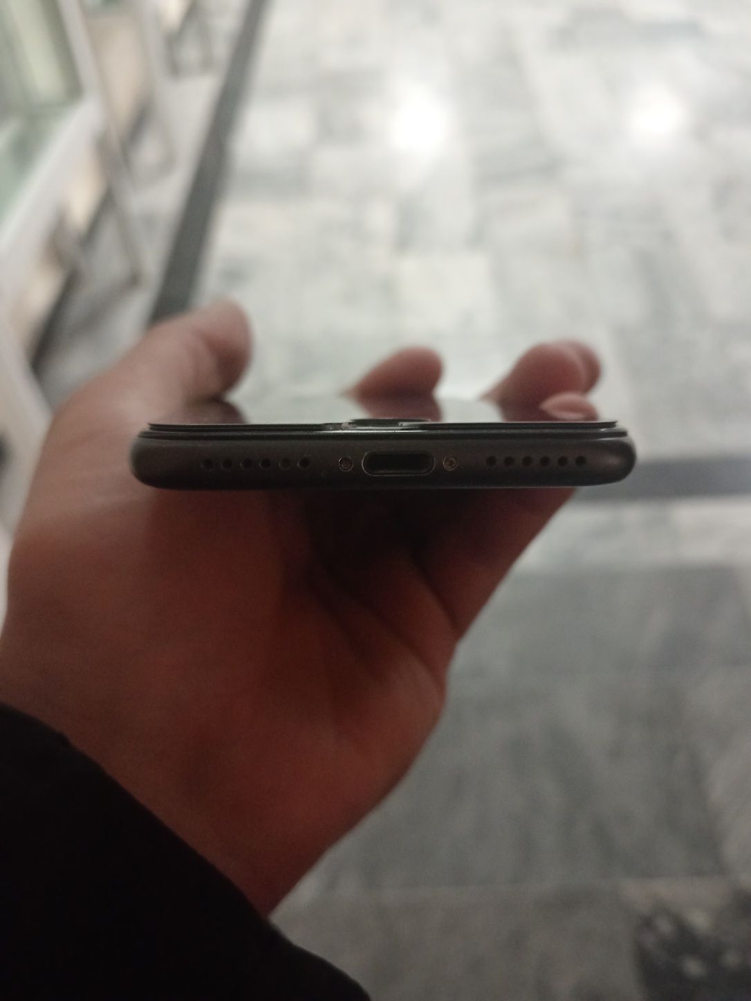 Айфон 8 в харошем состоянии