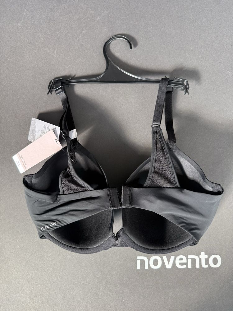 Оригинален, черен сутиен Calvin Klein /70F/