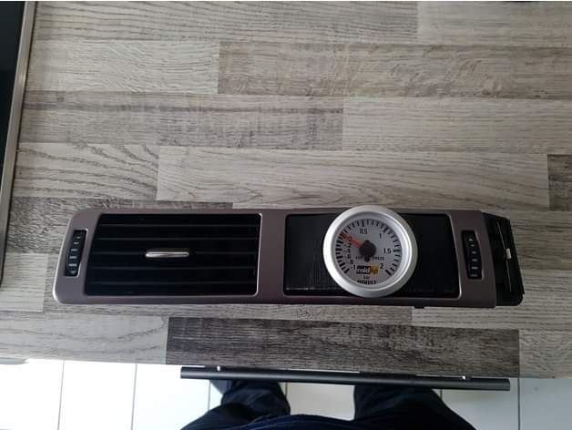 VW Golf 3 4 5 стойка за уред духалка boostmeter парно буустметър