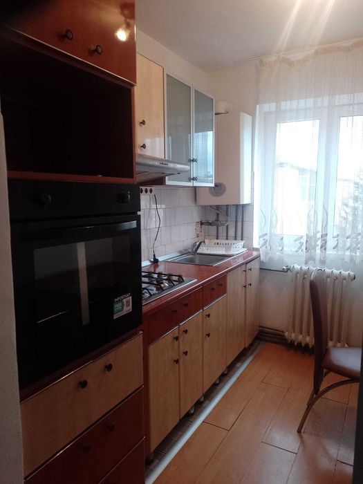 Apartament de închiriat