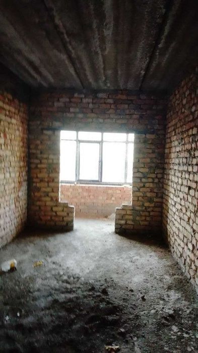 Kvartira karobka holatda