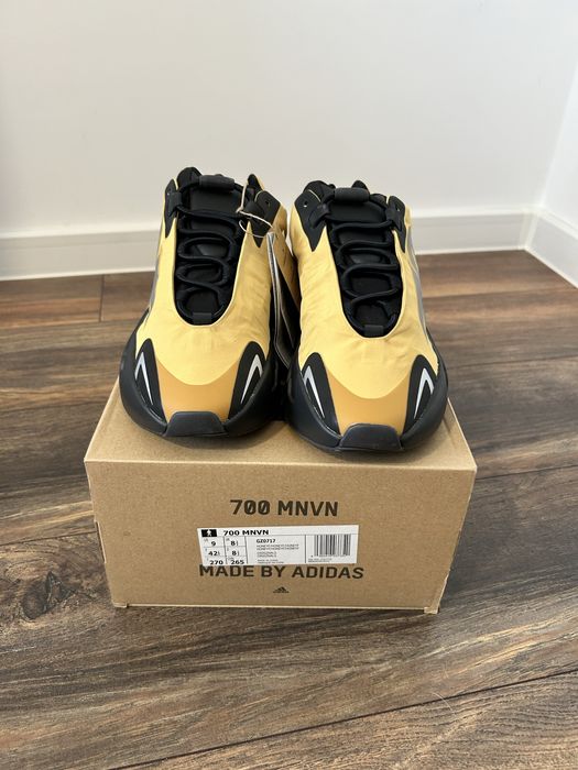 Adidas Yeezy 700 Honey Flux . Noi in cutie.36 2/3, 37 1/3, 39 1/3, 40