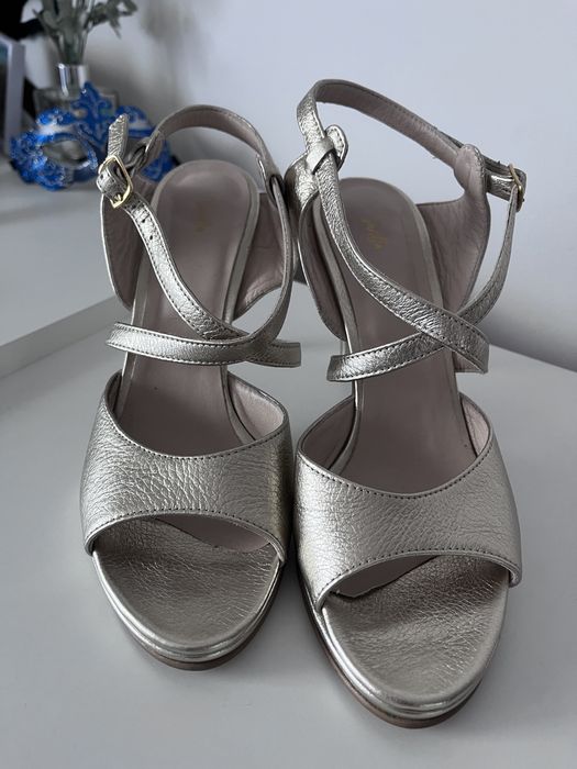Sandale elegante cu toc, aurii Vanilla nr 39