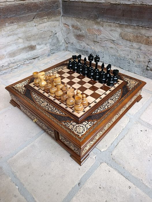 Шахматы орех Shaxmat yongʻoq daraxtidan 50×50 sm