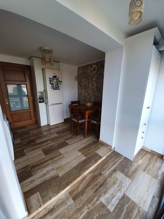 Inchiriez/vand  apartament 2 camere