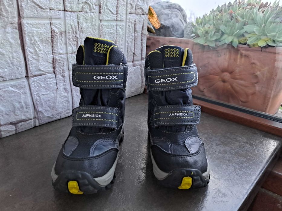 детски ботуши,зимни обувки,боти,апрески,Geox номер26 за момче,геокс
