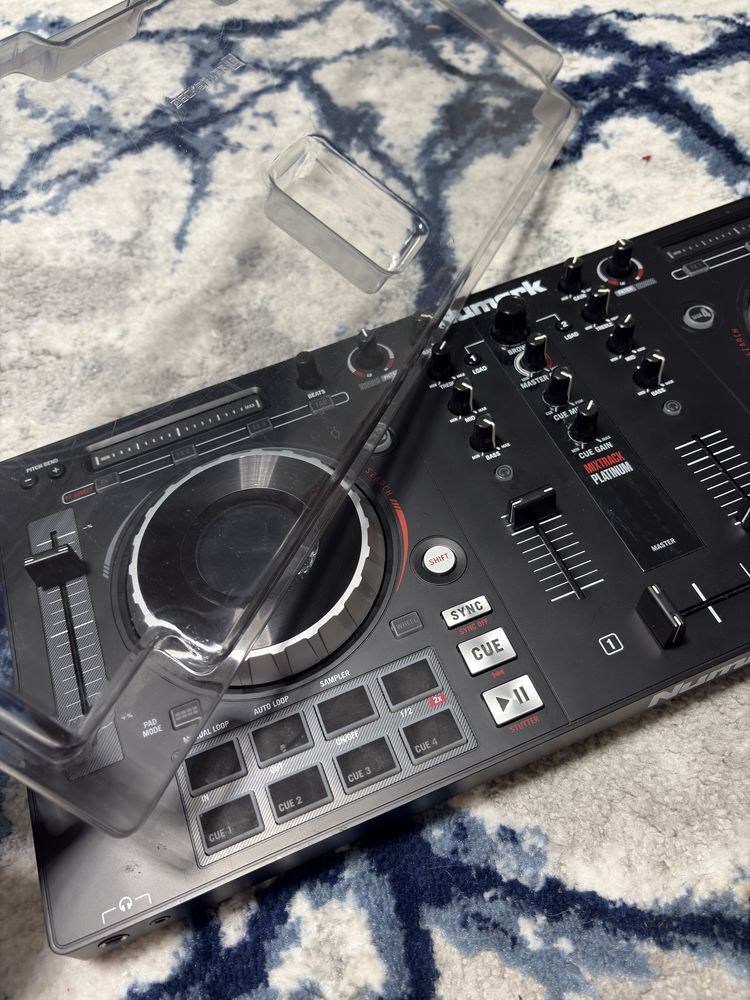 Vand Numark Mixtrack Platinum