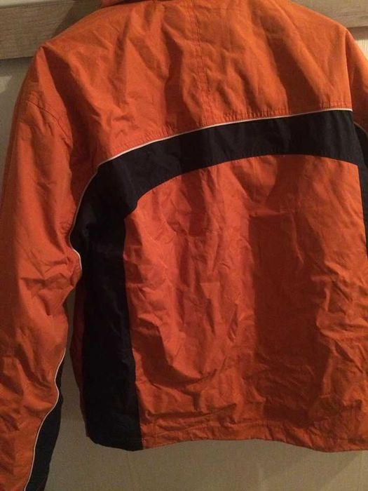 Ново спортно яке,ветроустойчиво, M