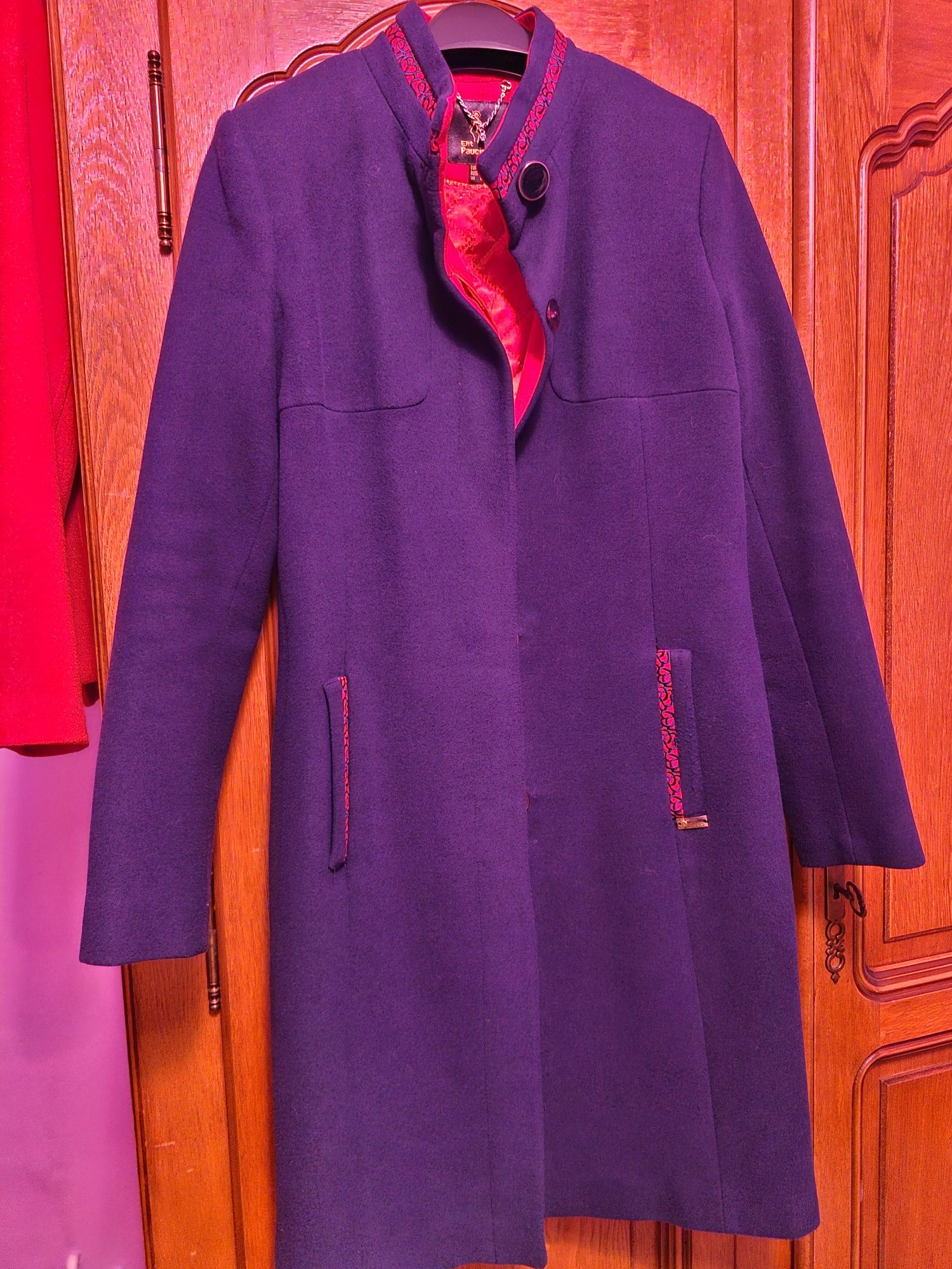 Palton dama  bluemarin cu rosu,36