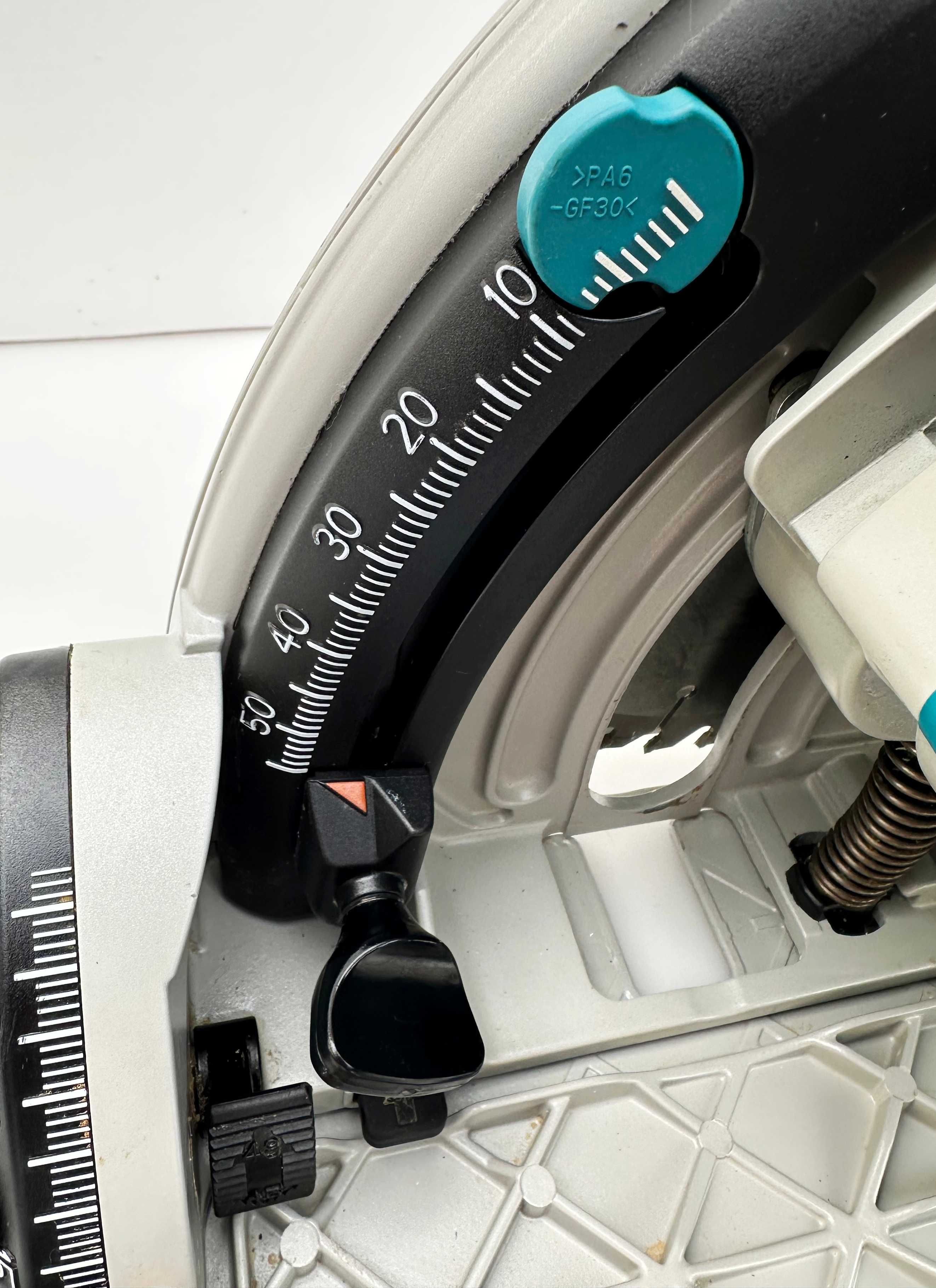 Makita SP6000 - Потапящ циркуляр 1300W перфектен!