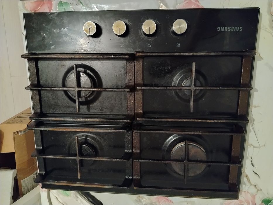 Продам газ плиту в хорошем состоянии цена 60 тысяч адрес: Осипенко 1/3