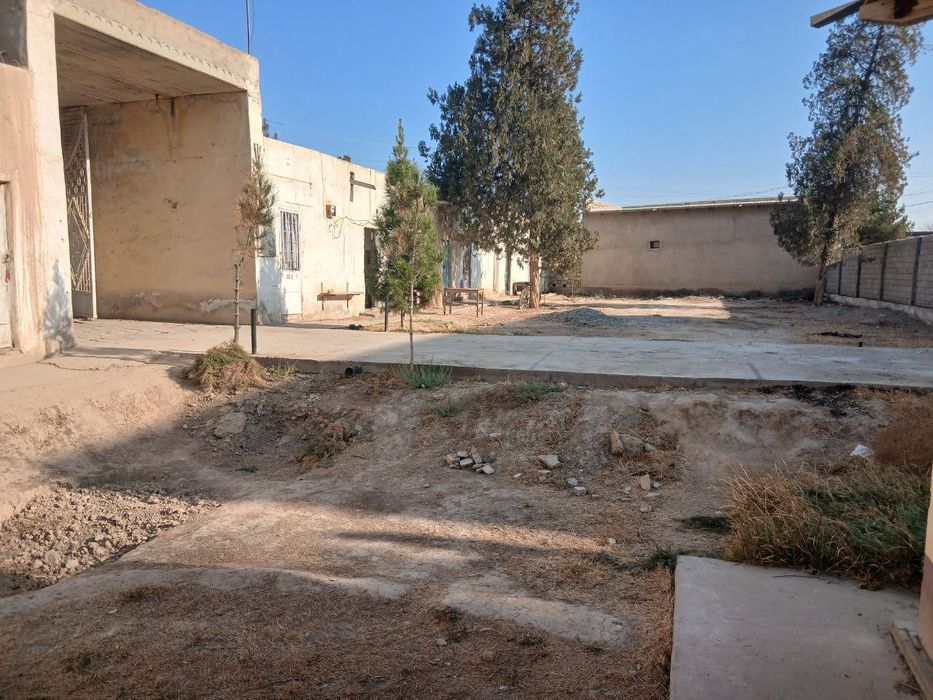 16 сотих жой,16 та дукони билан сотилади.