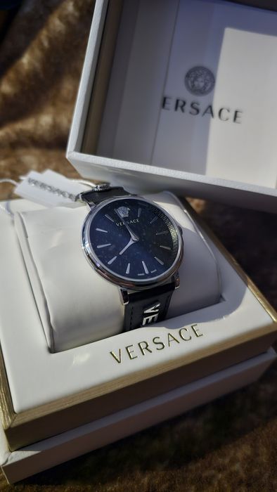 Ceas Versace V-circle