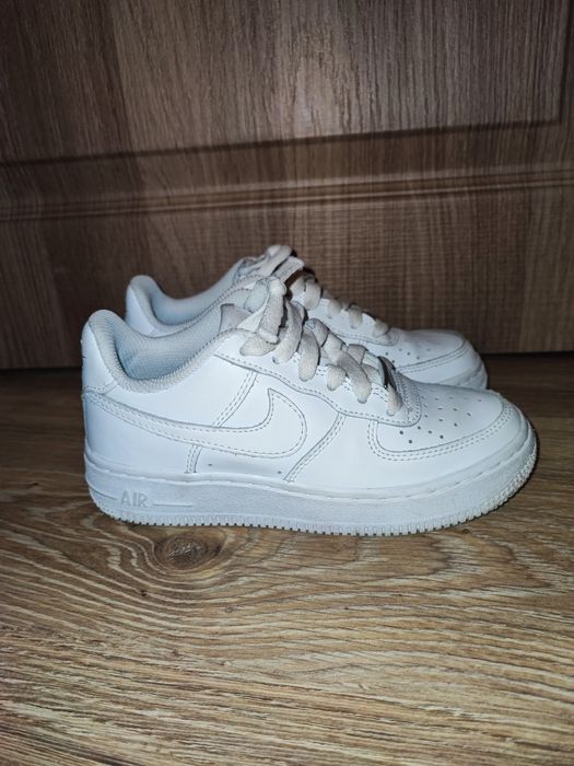 Детски маратонки Nike Air Force 1 UK13.5 EUR32